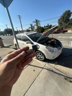 Car Keys N Remotes/ Llaves Con Control