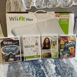 Nintendo Wii Fit Plus Bundle. Wii Balance Board + 4 Games