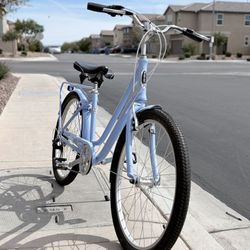 Schwinn Mikko 7 (26-inch Step-Thru model).