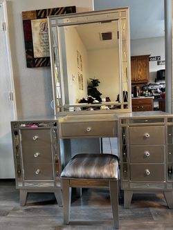 Silver Vanity