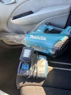 Makita blower