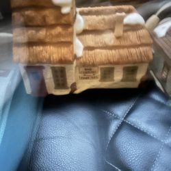 Miniature Cottage Decor