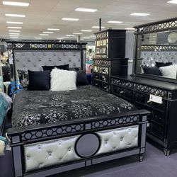 Varian Eastern King Bed $20 Down Payment and delivery available 