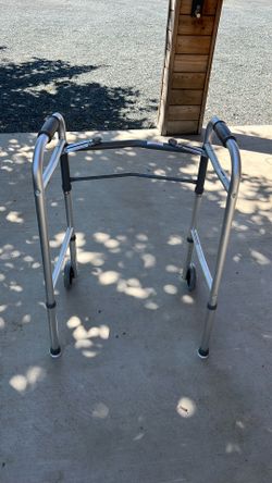 Walker for adult