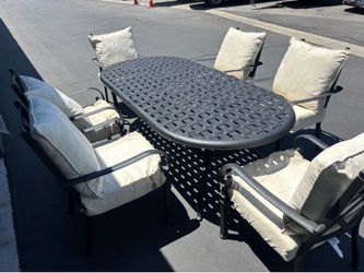 Patio table set Iron