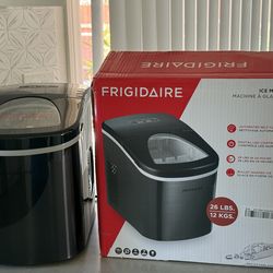 Frigidaire Ice Maker - Like New
