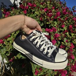 Women's Converse Black And White Chucks