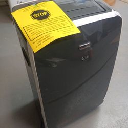 LG Wifi/Bluetooth Portable Air Conditioner 