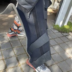 Knee Brace 