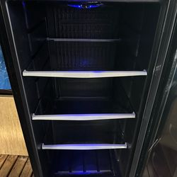 Mini fridge