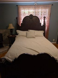 Bedroom set