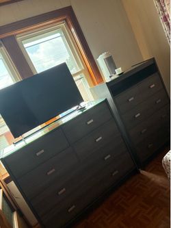 Bedroom set