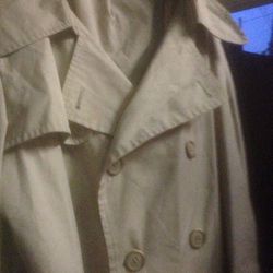 London Fog Jacket (Rain/Overcoat)Size 44 longSOLD SOLD