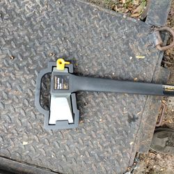 Fiskars * X27 Splitting Axe For Sale