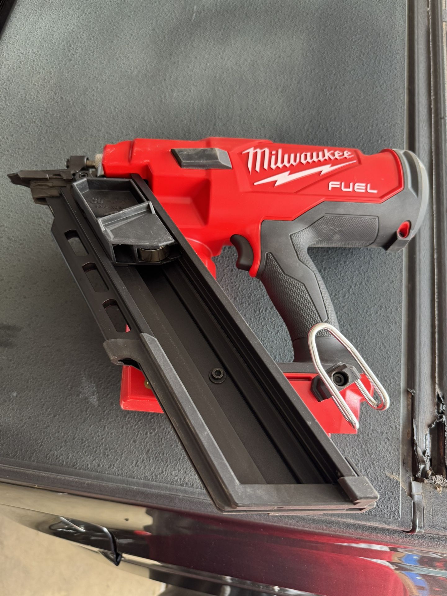 Milwaukee 30 Degree Framing Nailer
