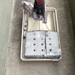 Tile saw