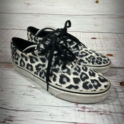 Vans Leopard Print Woman’s Size7 .5 Sneaker  Black white Tennis Shoe Skateboard