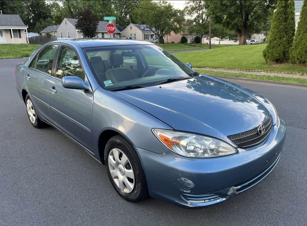 2004 Toyota Camry
