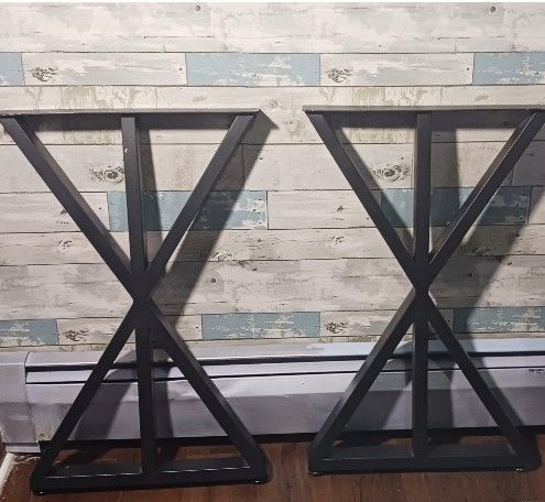 Set of Black Metal Table Legs. Perfect For Office Desks, Coffee Tables, or Bedroom End Tables. 28" High