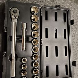 Craftsman 16 pc. 12 pt. Standard 3/4 in. Drive socket wrench set