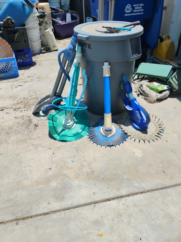 Pools Kreepy Auto Vacuums