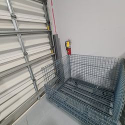 FREE OPEN INDUSTRIAL Metal crate 