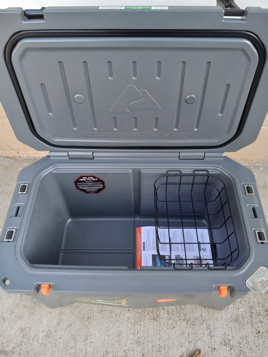 Trail 26 Quart Ozark Blue Cooler 26 Quart Cooler Ozark Trail 73 26