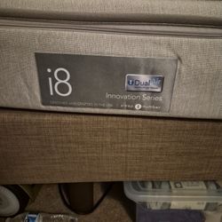 Sleep Number I8 Twin XL Mattress With Tempur-pedic Twin XL Adjustable power Base 