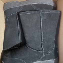 Bear Paw Black Boots 