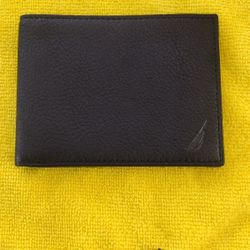 BLACK NAUTICA WALLET NEW JUST NO BOX 
