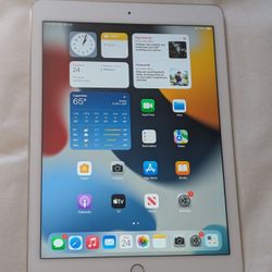 VERY NICE APPLE iPad AIR 2 16GB WIFI 9.7 inch 