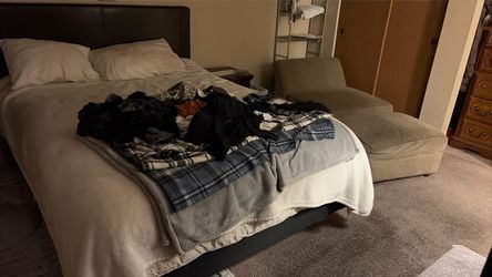 Bedroom set