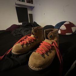 Vintage Hiking Boots (Thom Mcan)  Size 11US 