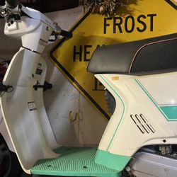 1986 HONDA SPREE SPECIAL EDITION 