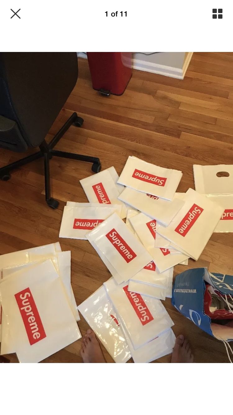 21 Supreme bags, GOOD FOR RESELL, NYC Plastic Tote Red Box Logo