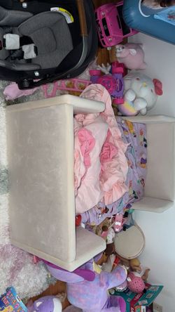 Toddler bed