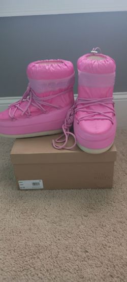 Steve Madden Moon Boots