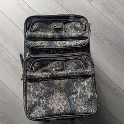 Suitcase With Wheels 