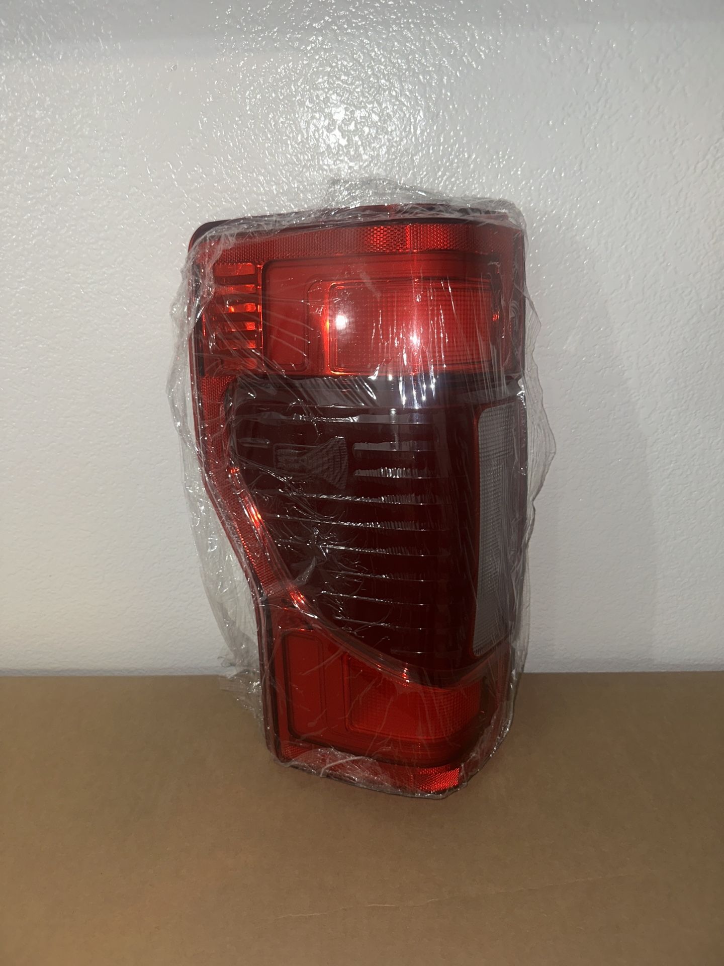 2020-22 Ford F250 F350 Driver Led Tail Light w/blind Spot Brand New Aftermarket ✅
