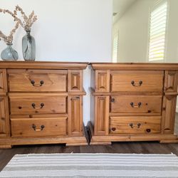 Pair Of Nightstand / Dressers