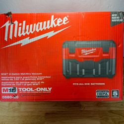 MILWAUKEE M18 VACUUM