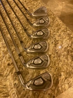 Callaway Rogue CF18 Iron Set (7-AW) and Callaway X S-Grind Sand Wedge