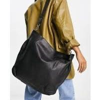 Urbancode leather slouchy shoulder bag  $10