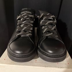 Alexander McQueen Oversized Sneaker Black White Tab