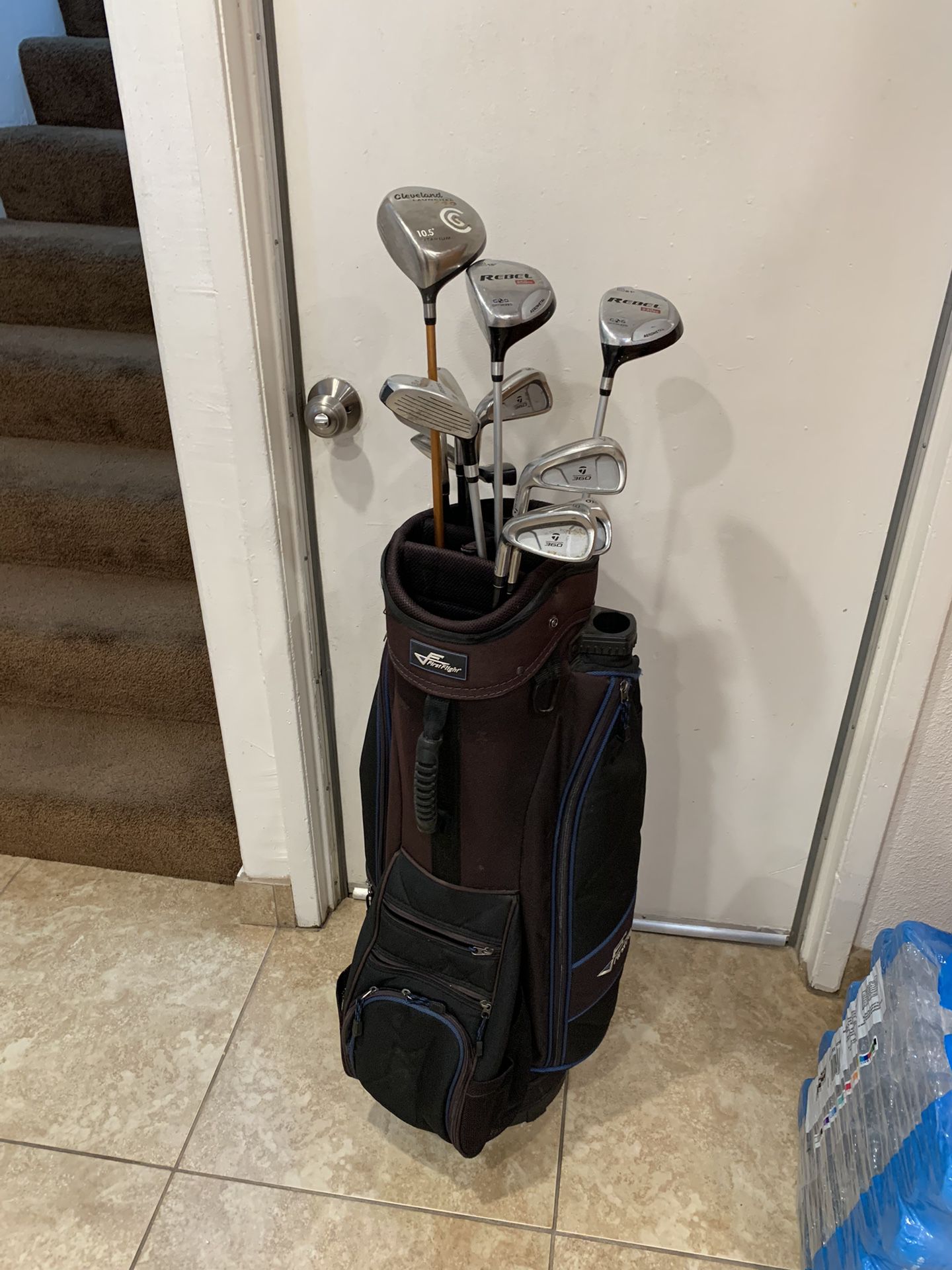 TaylorMade Golf Men’s Left Hand 12 Club Set w/Cart bag