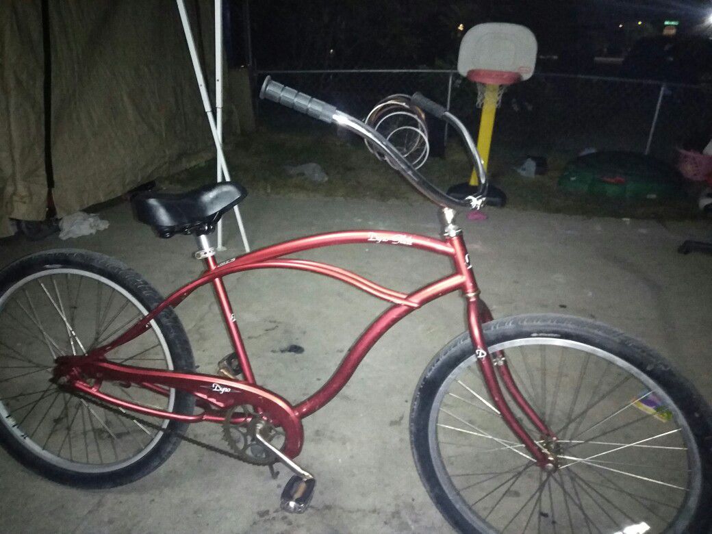 Here we have a red 26" gt dyno glide beach cruiser 200$