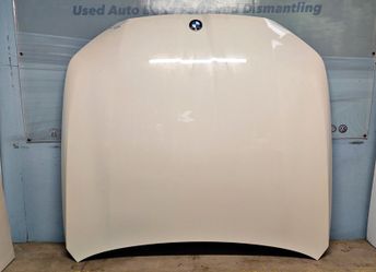 BMW M5 G90 , i5 G60 : 5 series hood OEM used 2024 2026