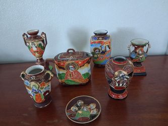 Japanese Satsuma Porcelain Collection 7 Pieces