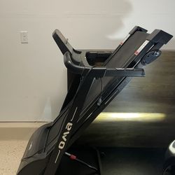 OMA Treadmills for Home, Max 2.25 HP Folding Incline Treadmills for Running and Walking Jogging Exercise with 36 Preset Programs, Tracking Pulse, Calo