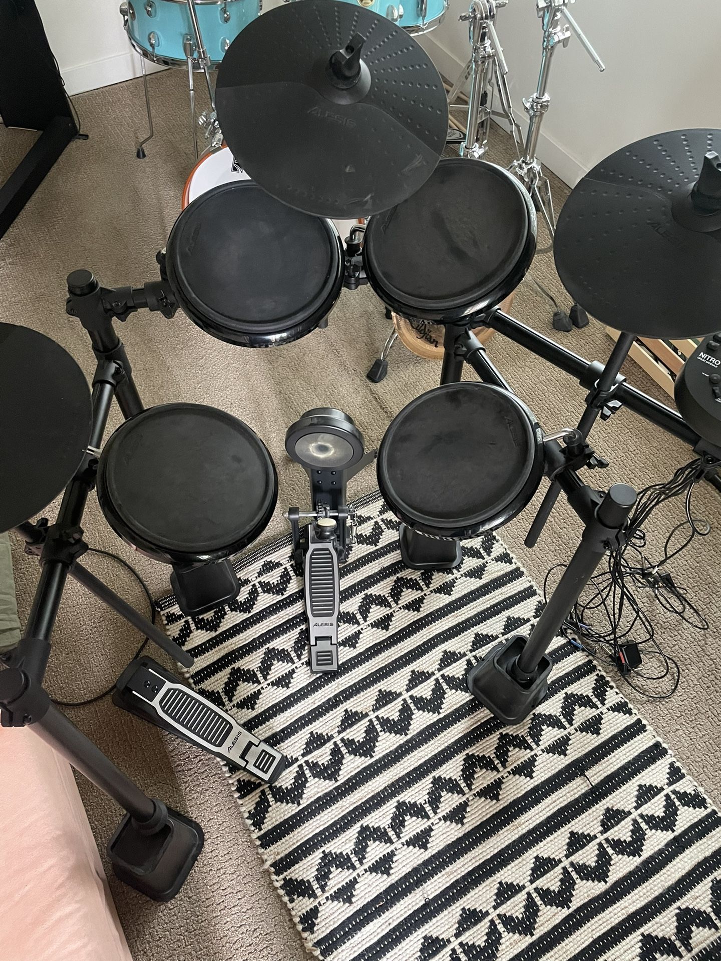Alesis Nitro Electronic Drums